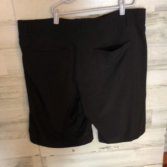 Men’s performance shorts black golf shorts stretchy material size 36​​ - Picture 4 of 5
